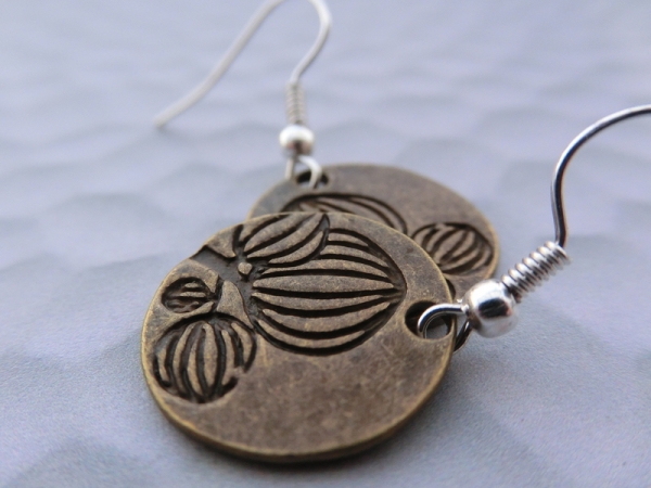 Blumen Scheibe Vintage bronzefarben Optik Ohrringe